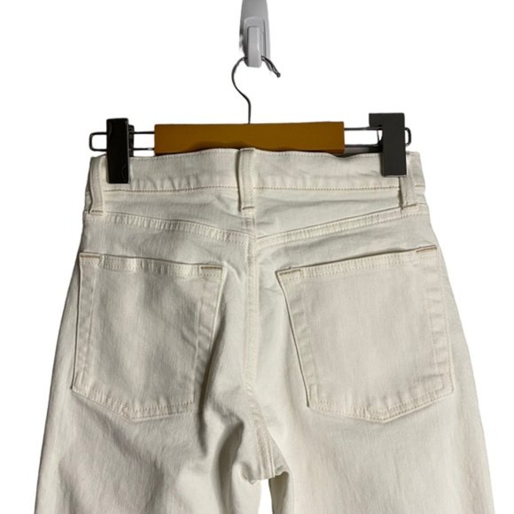 Gap Women's Cheeky Straight Off-White Button Fly Denim Crop Jeans - Picture 9 of 10